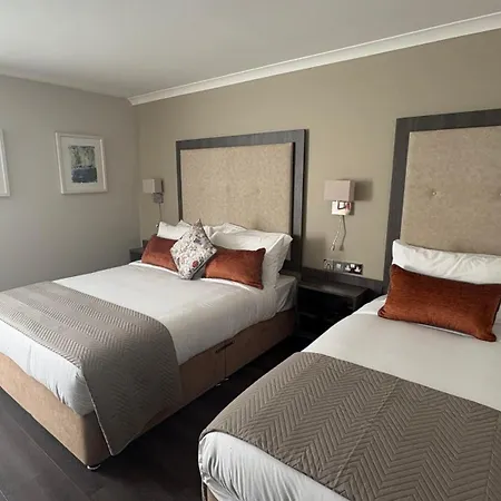 Westlodge Hotel & Leisure Centre-3