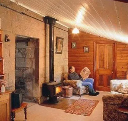 Colonial Cottages Of Ross-2