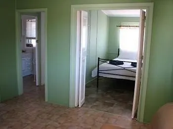 Fossickers Cottages-2