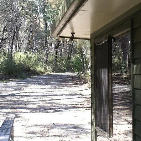 Twin Falls Bush Cottages-3