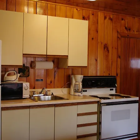 Hay Lake Lodge And Cottages-3