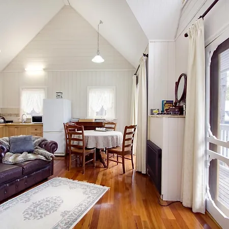 Silvertop Cottages-2