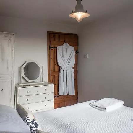 Cheristow Farm Cottages-2