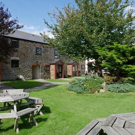 Kennacott Court Holiday Cottages-2