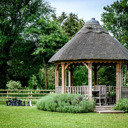 Lakeview Holiday Cottages-2