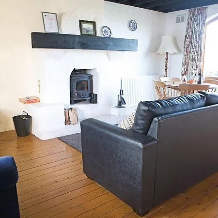 Ballylinney Holiday Cottages-3