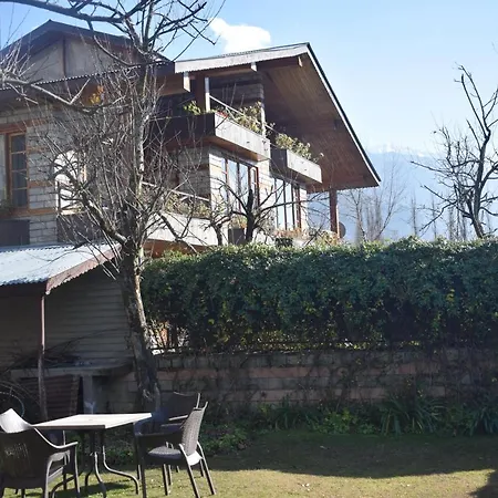 Retreat Cottage-3
