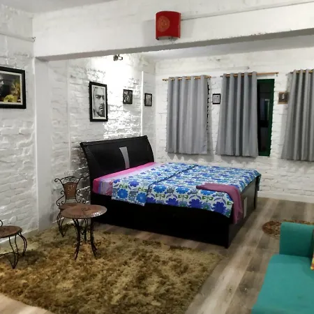 Keiths Riverside Cottages-3
