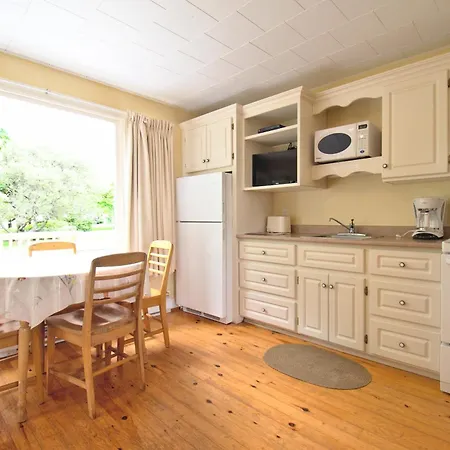 Lakeview Lodge And Cottages-2