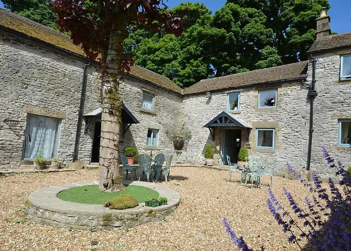 Haddon Grove Farm Cottages Bakewell