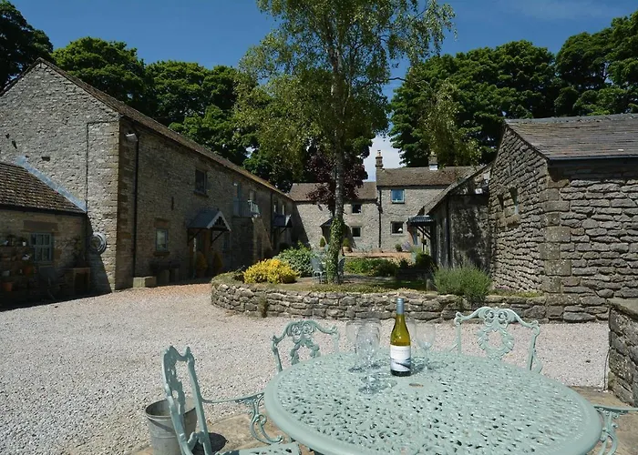 Haddon Grove Farm Cottages Bakewell