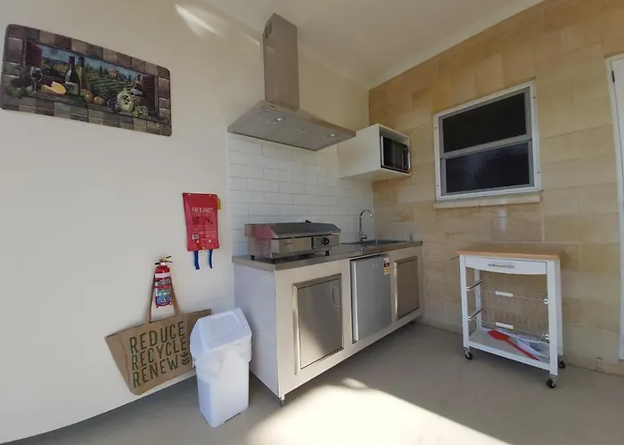 Accommodation Creek Cottages & Sundown View Suites Ballandean