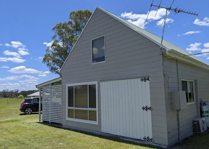 Madigan Wine Country Cottages Lovedale