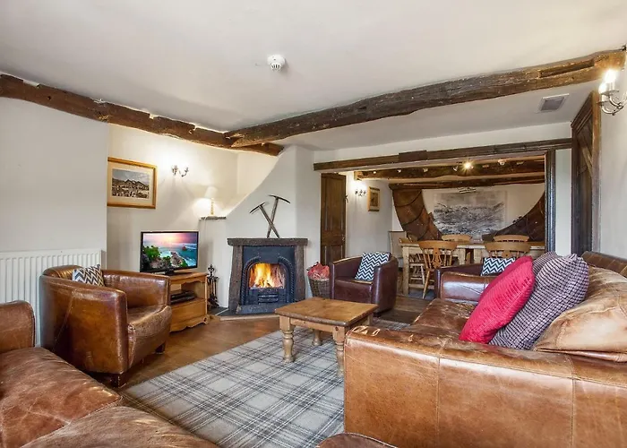 The Coppermines Mountain Cottages Sawyers, Carpenters, Millrace, Pelton Wheel, Sleeps 22 Coniston