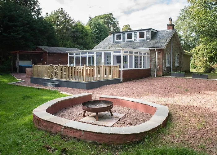 Auchendennan Farm Self Catering Cottages Balloch