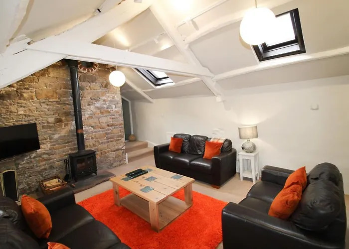 Brae Fell Cottage, Sebergham, Nr Caldbeck Dog Friendly And Hot Tub