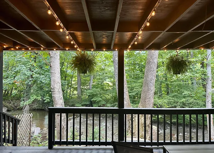 Veda Inn & Cottages Maggie Valley