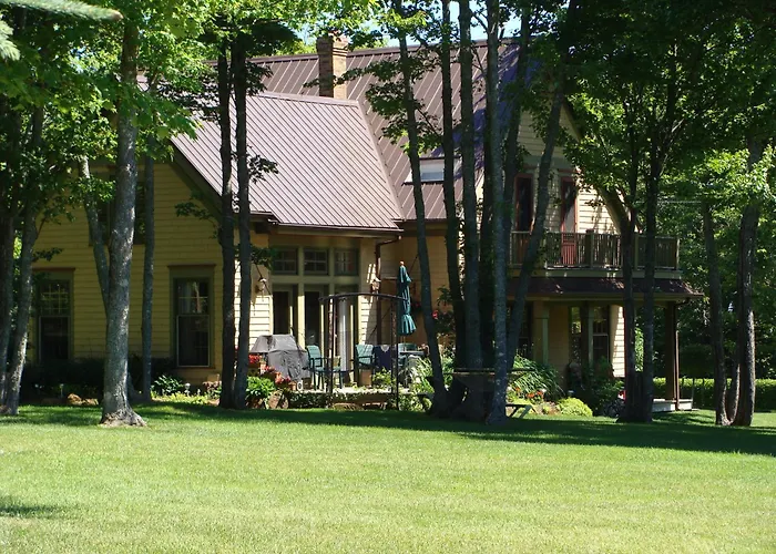 Cavendish Maples Cottages