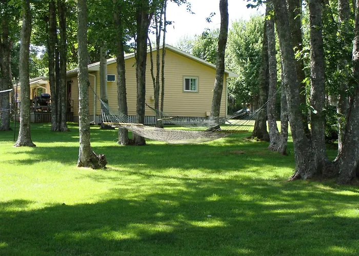 Cavendish Maples Cottages