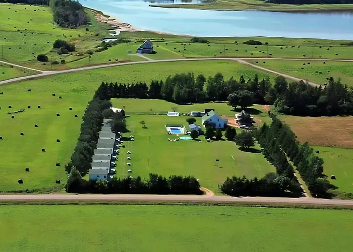 Island Life Cottages Brackley Beach