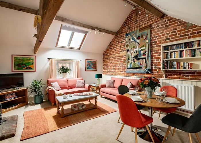 The Old Dairy, Heritage Escapes, Field House Farm Bempton
