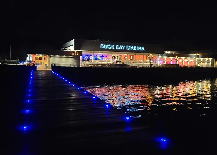 Duck Bay Hotel & Restaurant Balloch