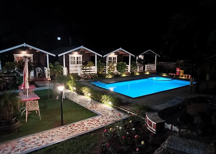 Jnb Orchards Luxury Cottages Colva