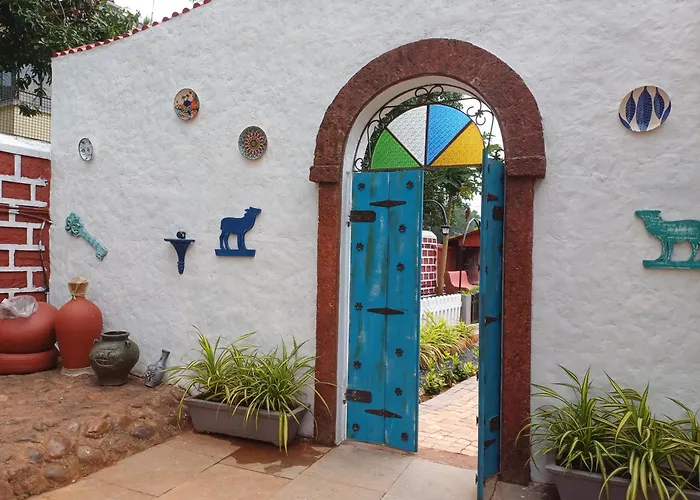 Jnb Orchards Luxury Cottages Colva