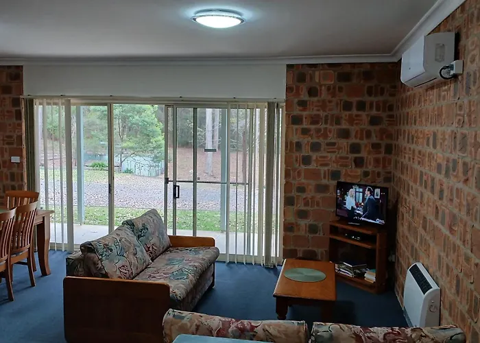 Dybara Park Holiday Cottages Barragga Bay