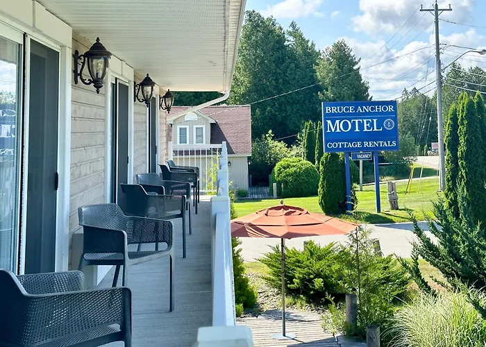 Bruce Anchor Motel Tobermory