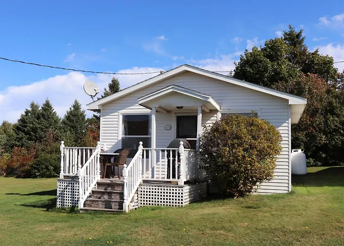 Shining Waters - Ingleside Cottages Cavendish