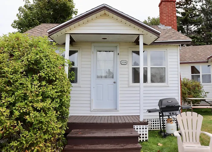 Shining Waters - Ingleside Cottages Cavendish