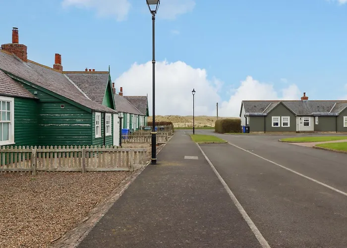 Armstrong Cottages No2 Bamburgh