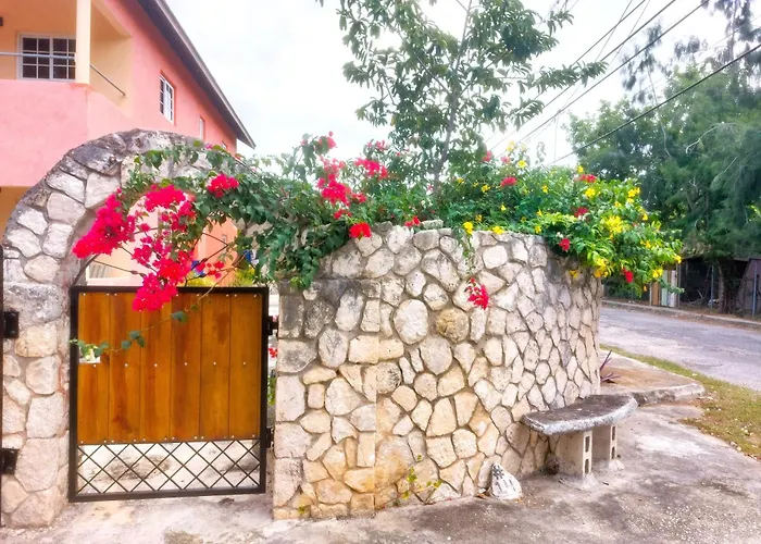 Stoney Gate Cottages Negril