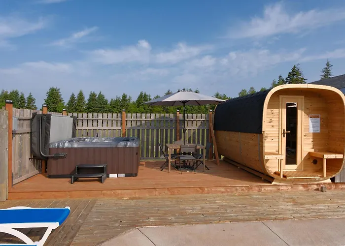 Cavendish Lodge & Cottages