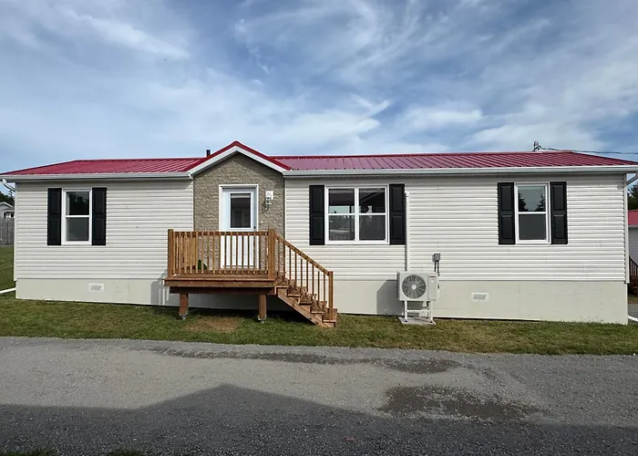 Cavendish Lodge & Cottages