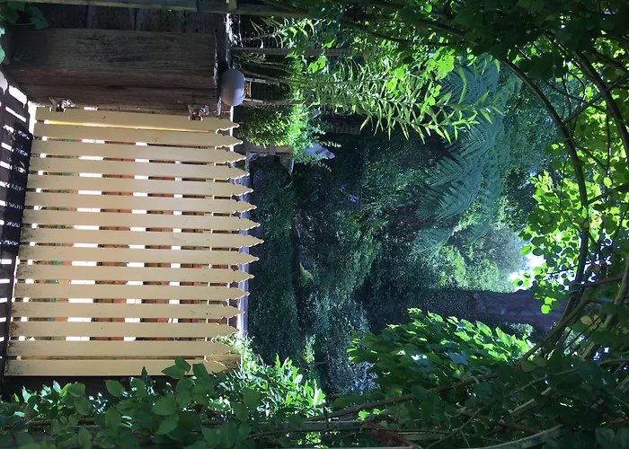 Charnwood Cottages In Warburton