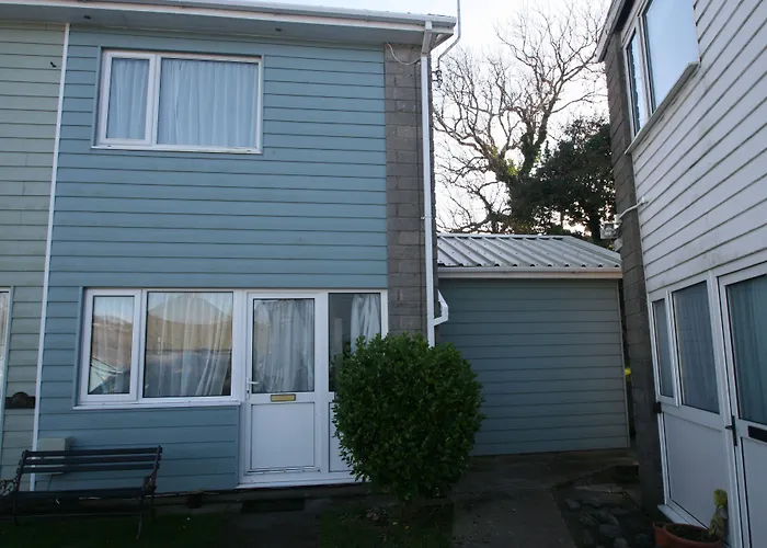 Freshwater Bay Holiday Cottages Pembroke
