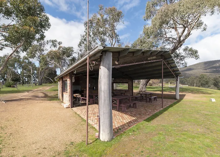 Grampians Pioneer Cottages Halls Gap