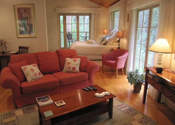 Myers Creek Cascades Luxury Cottages Healesville