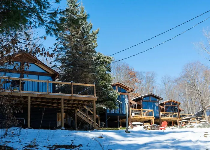 Lake Muskoka 2-Bedroom Cottage - Pier 100 #50 Port Carling