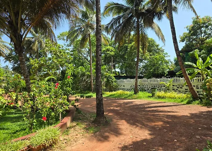 Vinsons Cottages Colva