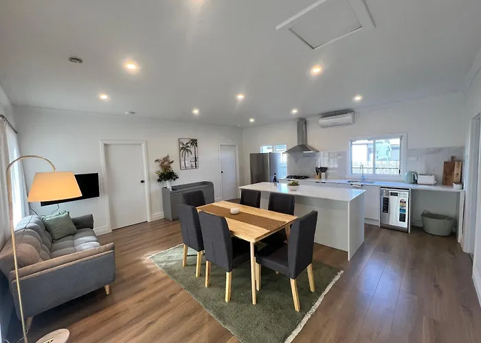 Kickback Cottages Lakes Entrance