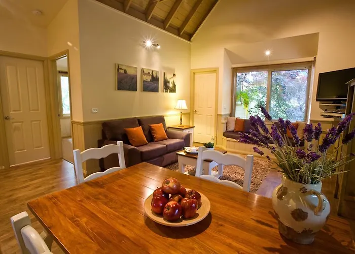 Autumn Abode Cottages Bright